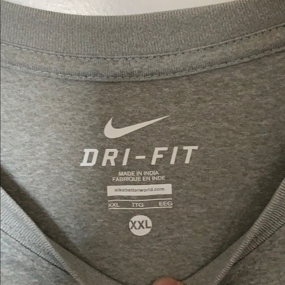Nike dry-fit Derek Jeter T-shirt. RARE - Picture 3 of 5